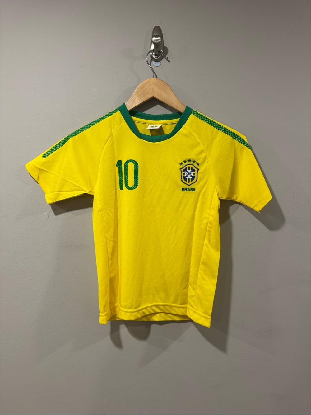 CBF 2010/11 Brazil Kaka #10 Home Soccer Football Jersey